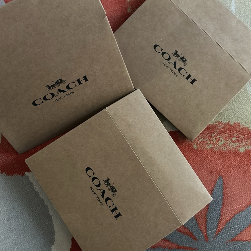 3 coach wallet boxes🥳🥳❌❌ - Picture 4 of 4